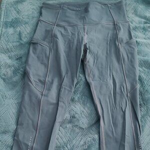 Lululemon Cropped Leggings